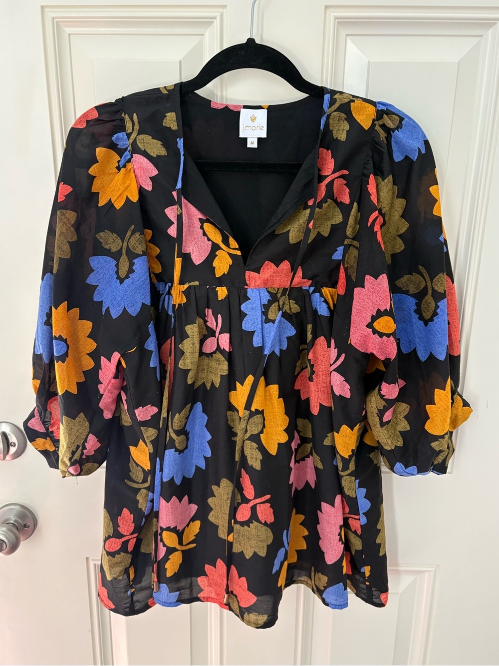 J. Marie Avery 3/4 Puff Sleeve Split V-Neck Tie Blouse Size Medium